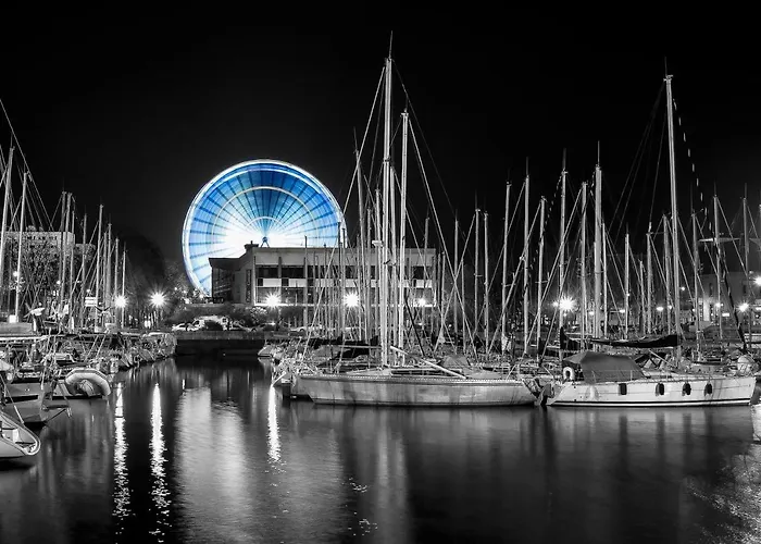 Lorient Hypercentre-Lumineux-Tout Confort-Balcon